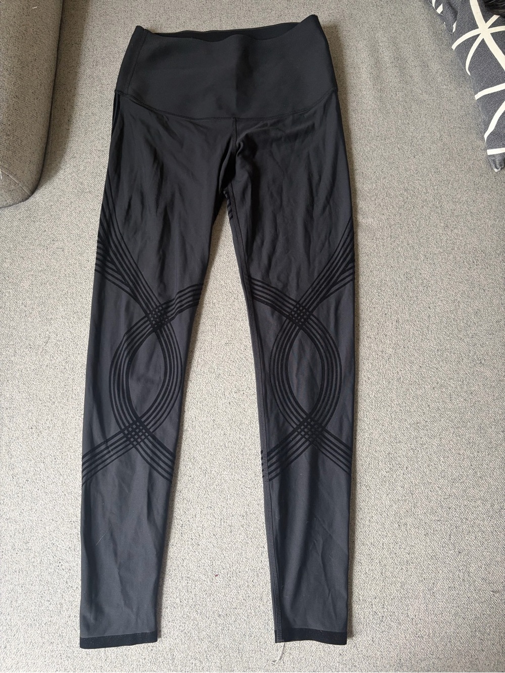 Fanka Body Sculpt Sz Small Leggings Reversible Wear Black waist 13" inseam 25" - Picture 4 of 5